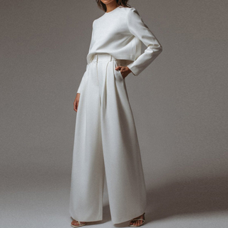 Livina | Women’s Two-Piece Set with Long-Sleeved Cropped Top and High-Waisted Wide-Leg Trousers