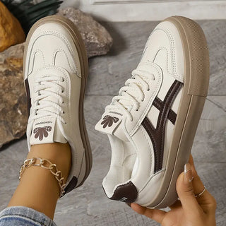Gwenda | Women's Orthopedic Low-Top Sneakers with Supportive Platform Sole and Padded Collars