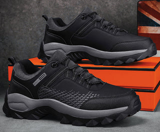 Nero | Men's Outdoor Hiking and Walking Sneakers with Lace-Up Closure