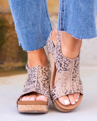 Adhara | Women’s Threaded Pear Adhara Stitching Studded Wedge Sandals