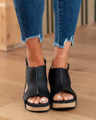 Adhara | Women’s Threaded Pear Adhara Stitching Studded Wedge Sandals
